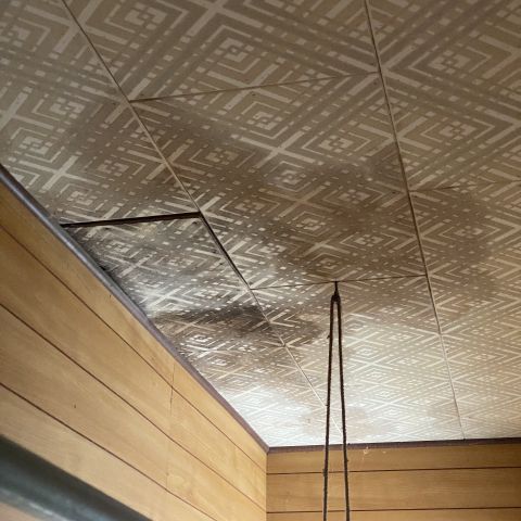 雨漏りは何処から【浜松市での屋根工事のご相談は当店へ】 アイキャッチ画像