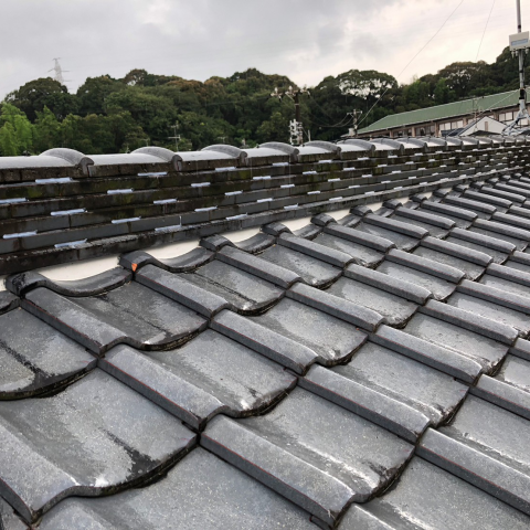 屋根リフォームのタイミング【浜松市での屋根リフォームのご相談は当店へ】 アイキャッチ画像