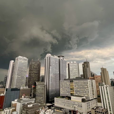 浜松の住まいを守る「シルバーウィークに台風25号が直撃！？直前チェックと屋根・雨樋の緊急対策」｜静岡県浜松市の屋根修理専門店 アイキャッチ画像