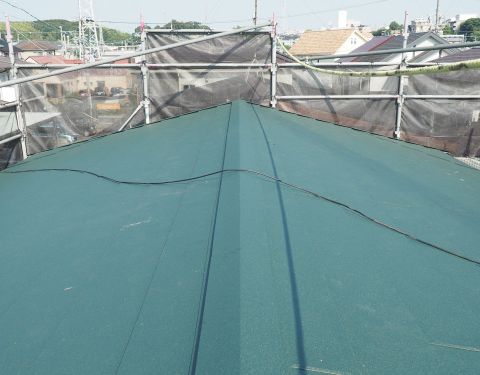 【2026年最新】屋根修理・外壁塗装の費用相場は？騙されない業者の選び方と補助金の裏ワザ アイキャッチ画像